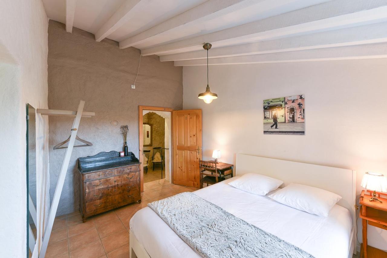 Auberge La Plaine Chabrillan Esterno foto
