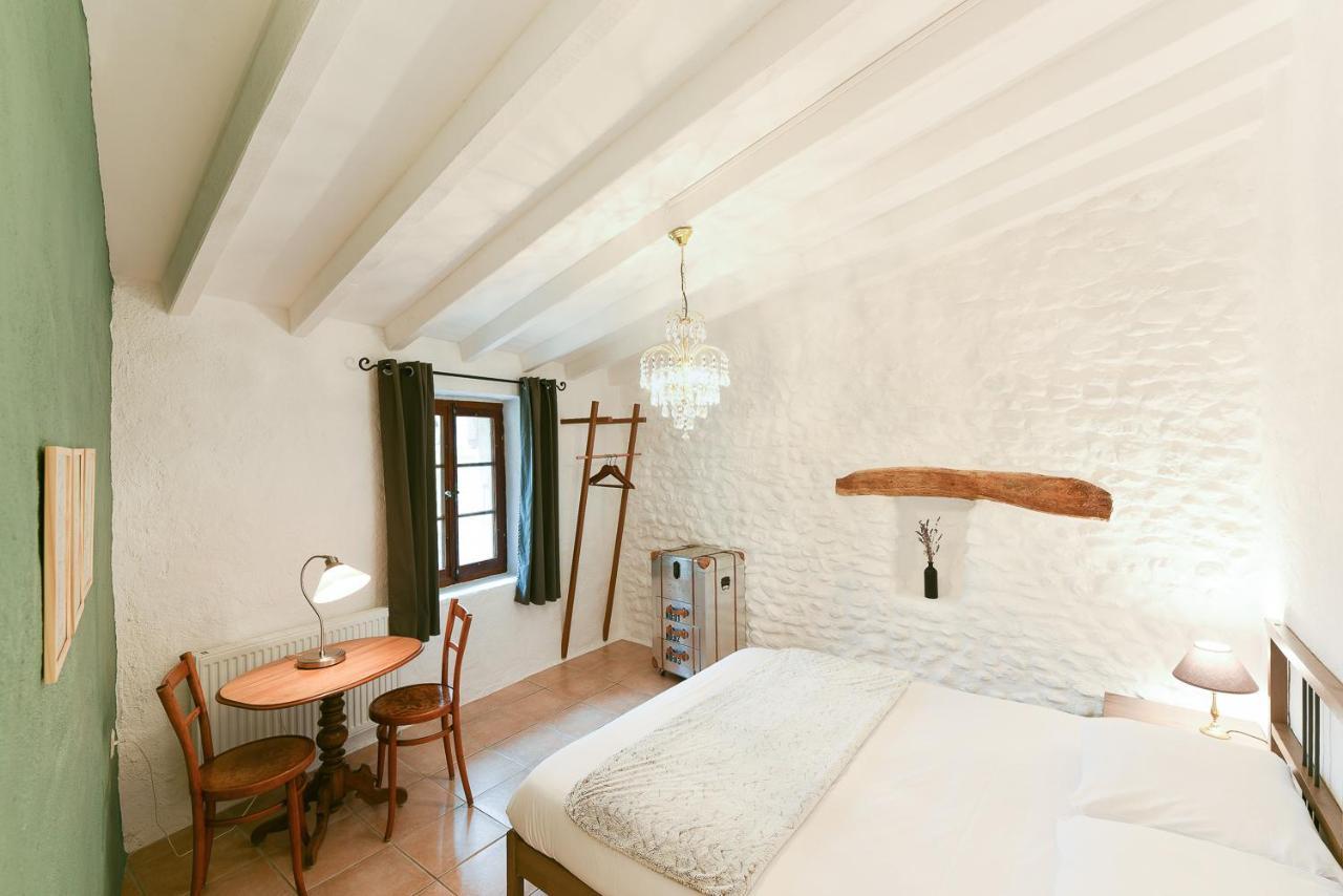 Auberge La Plaine Chabrillan Esterno foto