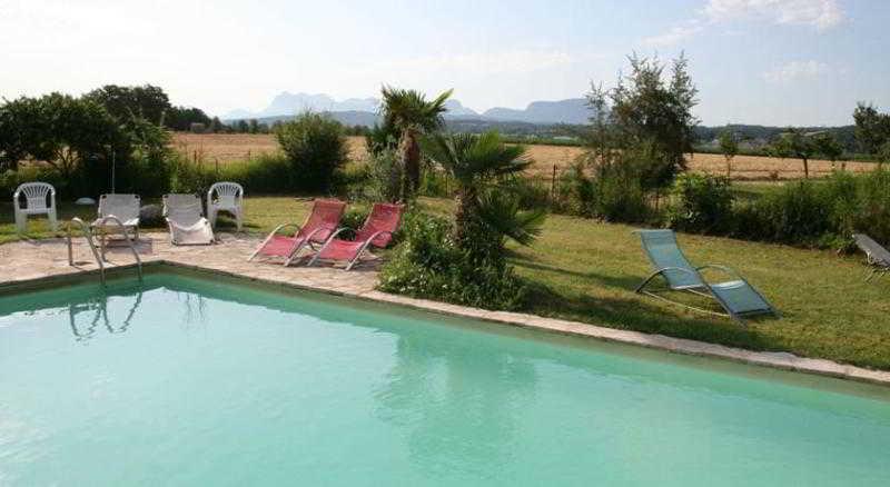 Auberge La Plaine Chabrillan Esterno foto